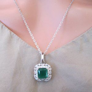 emerald 4 carat natural gemstone ladies necklace made with 925 sterling silver